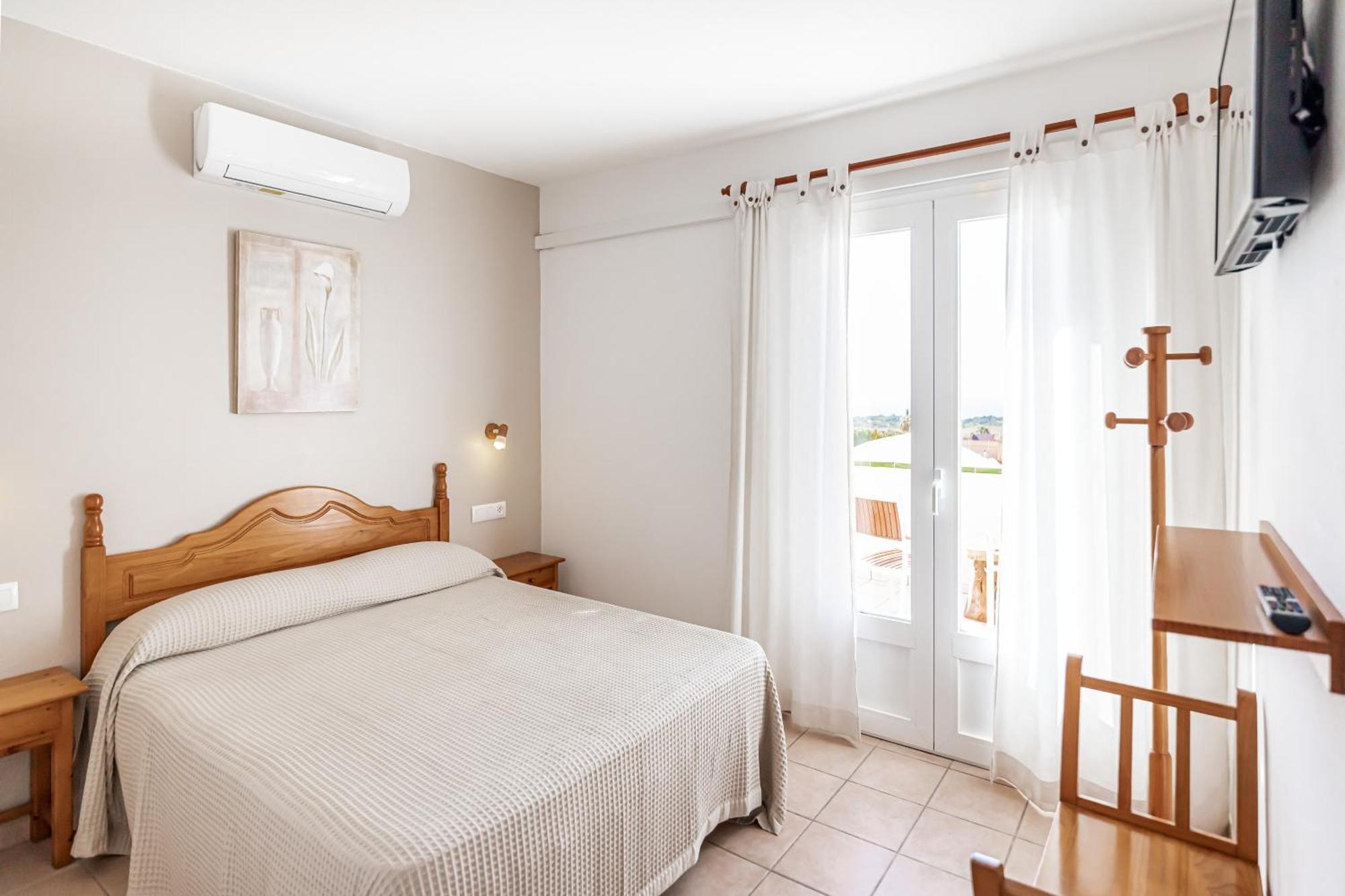 Villa Terra Son Bou Exterior photo